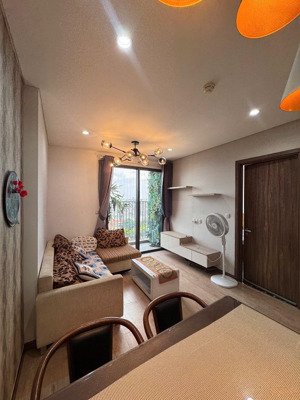 bán cc hado centrosa garden, 1,87 tỷ, 68m2, 2pn, 2wc, nội thất cơ bản tại quận 10, hcm