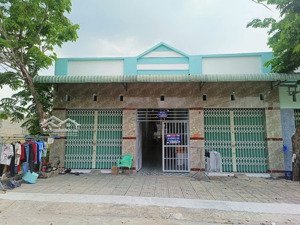 cần bán gấp dãy trọ dt 300m2 gồm 8 phòng 2kiot tại mặt tiền ng3 mỹ phước 3 đường betong rộng sổ sẵn