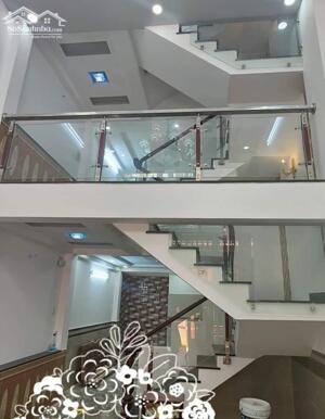 Bán Nhà Quang Trung Gò Vấp, 50m2, 4 Tầng Đường 5m, xe hơi ngủ trong nhà.