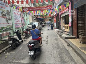 bán nhà 15 m ra mp 40.4m2 5t ôtô đỗ cửa, ngõ ô tô thông, hk 2 bà kd đa dạng sd a4 ssgd 15,8 tỷ ctl