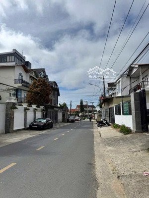 bans gấp biệt thự sân vườn mặt tiền đường nhựa trần khánh dư- phường 8 tp. đà lạt