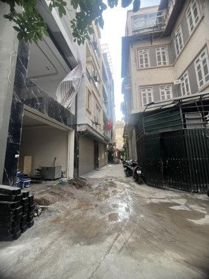 bán nhà 8 tầng thang máy mặt tiền khủng full nội thất gara ô tô vị trí siêu trung tâm lâm du