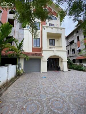Cho thuê BT ngay Thiên Đường Bảo Sơn 320m2, 17 Triệu VP công ty kết hợp ở gđ