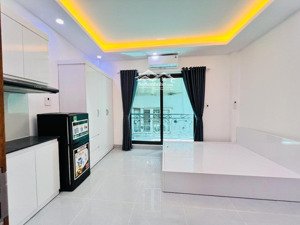 cho thuê chdv xuân phương thang máy 10pkk full đồ 25 triệu, ký 5 năm