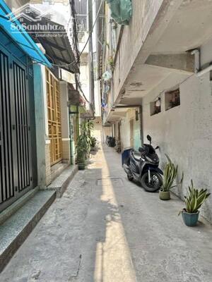 Nhà Đường Bùi Viện Quận 1 Phường Phạm Ngũ Lão.