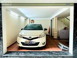 Bán nhà phân lô 6 tầng Hoàng Quốc Việt, Cầu Giấy, Oto vào nhà, Lô góc, Dân trí cao, An sinh tốt, Kinh doanh văn phòng