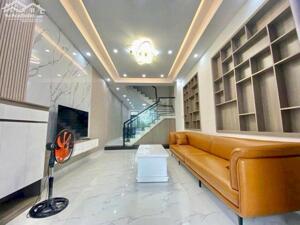 Nhà đẹp KĐT Hà Quang 2, đầy đủ nội thất, 80m2 * 3 tầng, đường số 10 dân cư đông