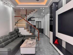 Bán nhà đường Hồ Sen Chợ Hàng 44m 4 tầng xây mới chỉ việc ở