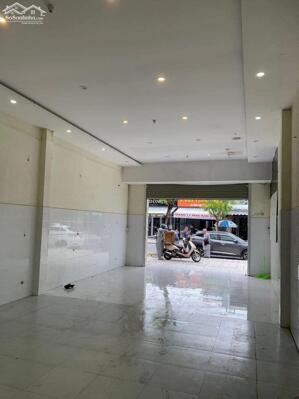 Cho Thuê Mặt Bằng 135m2 - Nguyễn Chí Thanh 1 Hải Châu