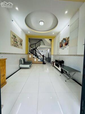 CHO THUÊ NHÀ TRỆT LỬNG LẦU NỘI THẤT KDC HƯNG PHÚ CTY8