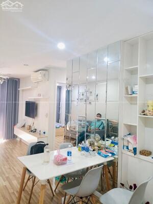 Cho thuê căn hộ mặt tiền Võ Văn Kiệt, 2pn, 2wc giá thuê 8 tr