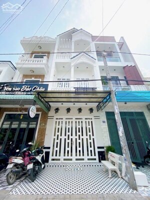 RẺ NHẤT KHU THỚI NHỰT 1, NHÀ 3 TẦNG THIẾT KẾ HIỆN ĐẠI, ĐƯỜNG PHẠM THẾ HIỂN KDC THỚI NHỰT 1