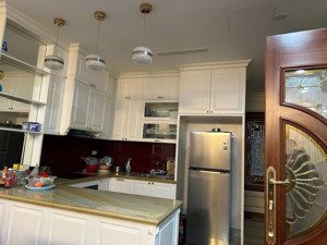 bán biệt thự kđt intracom trung văn, q nam từ liêm. dt 145m x 4 tầng, mặt tiền 6,5m. giá 33 tỷ tl.