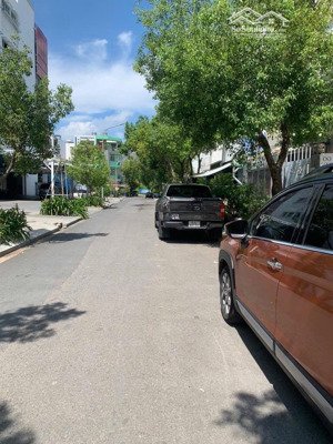 bán nhà 80m2 mặt tiền đường tân mỹ, có hầm , 5 tầng kiên cố , gần phú mỹ hưng , q7