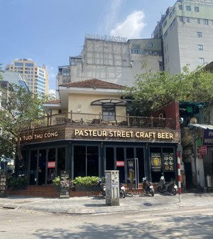 cho thuê mặt bằng lô góc mặt phố hoàng đạo thuý 400m2, mặt tiền 30m. giá thuê hợp lí