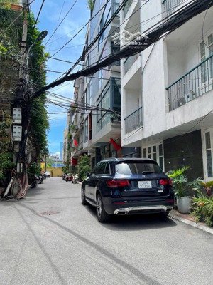 bán nhà phú xá _ lạc long quân diện tích 35m - 5.5 tầng - trước cửa 3m - nhà xây mới ở luôn