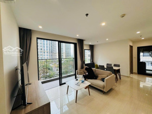 cho thuê căn 2 phòng ngủ 1 khách 2 wc ở vinhomes ocean park 1 giá 8triệu. full nội thất