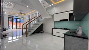 Bán nhà thiết kế hiện đại gần KCN VSIP3 – Tân Uyên, Bình Dương