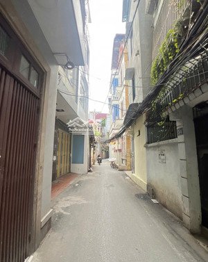 bán nhà trung tâm quận thanh xuân, phố quan nhân, lô góc 3 thoáng, ngõ thông 40m x 4t x mt 4m