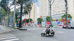 bán nhà hẻm xe hơi quận 1 đúc 3 tầng 61m1 ngang 5.5m gấp giảm 6.4 tỷ tặng nội thất chỉ 14.99 tỷ tl