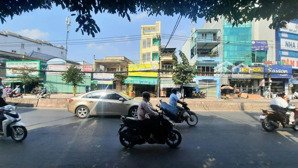 bán nhà mặt tiền đường tại huỳnh tấn phát p. phú thuận, ngang 5x22m - giá bán 16,5tỷ
