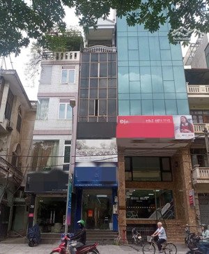 cho thuê tòa nhà vp phố hòa mã, 118m2 x 4t thang máy, hầm để xe phù hợp thẩm mỹ, giáo dục, vp