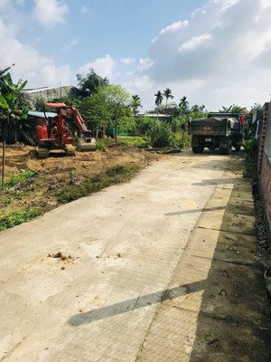 gần 200m2 đất giá 7xx tr - khu vực phát triển dân cư đông đúc gần chợ trường học