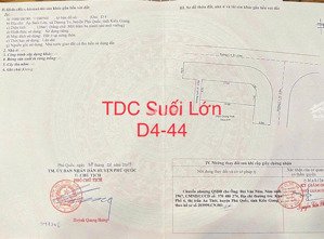 cần bán lô góc d4 - 44 đối diện công viên khu tái định cư suối lớn