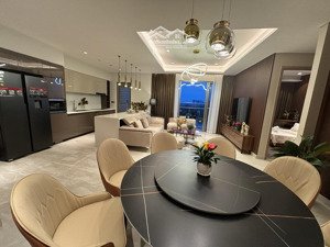 căn góc the horizon phú mỹ hưng nhà 121m2 full nội thất. 3 phòng ngủ giá 19 tỷ. lh: 