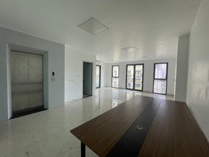 cho thuê lại 1 tầng rộng 65m2 view đẹp tại kđt the terra an hưng - có thang máy