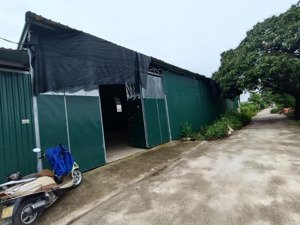 ct kho đường đại lộ thăng long, đê song phương, hoài đức, dt 400m, mt 28m, xe 10 tấn vào, 40k/m