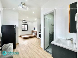 chdv mini mới xây 100% máy giặt riêng, mặt tiền, ngay cầu chà và, free xe