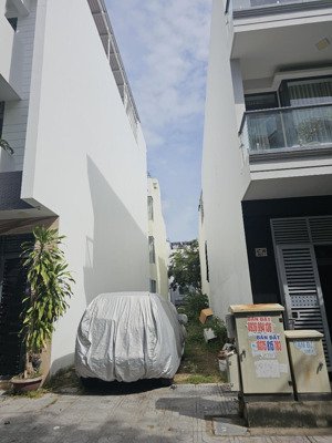 bán đất kdt hà quang 2 chỉ 3,850 tỷ đường 10m thông ra công viên