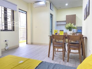 chính chủ cho thuê phòng có ban công, full đồ tại cầu giấy giá chỉ 5tr/1 tháng