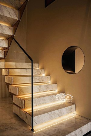 bán gấp penthouse q2 - the stella - giá tốt diện tích 235m2 - full nội thất cao cấp. dọn vào ở ngay