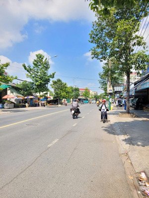 thanh lý đất mặt tiền nguyễn thị minh khai đối diện chợ đông thành,169,2m sổ hồng riêng, giá tốt