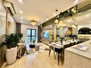 chính chủ bán căn siêu phẩm 100m2. 3pn-2vs. tầng thấp, view hồ, full nội thất cực đẹp. giá 7,x tỷ.
