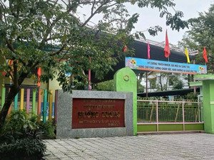 bán nhà 3 tầng đường nguyễn phong sắc- khuê trung- cẩm lệ vị trí đẹp đối diện trường mầm non