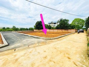 chính chủ cần tiền gấp nên bán mảnh đất cắt lỗ cho ai cần luôn ạ
