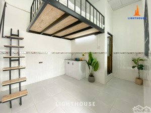 chính chủ cho thuê phòng nội thất cơ bản ngay quận 8