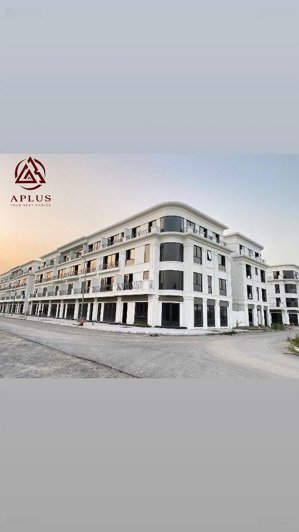 flc tropical hạ long. ô 2 thoáng. gần biển. giá 1xtr/m2 (x vừa vừa) 