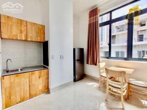 CĂN HỘ CỬA SỔ TRỜI FULL NỘI THẤT - D2, BÌNH THẠNH GẦN HÀNG XANH, FTU, HUTECH