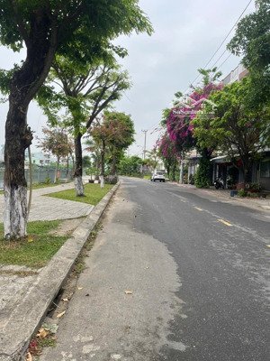 bán đất nền biệt thự siêu đẹp đường 7,5m cẩm lệ giáp mặt kênh thoáng mát