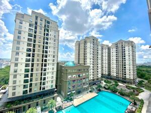 Cho thuê căn góc chung cư Gia Hoà full nội thất view hồ bơi