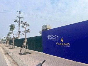 em cần bán lô đất 85,1m2 ngang 5,1m đg nhựa 3,5-4m sau 1 nhà mặt đg trục thôn gần vinhomes ..