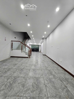 bán nhà mễ trì hạ gần trường lômônôxốp dòng tiền ổn định 75m2-11 phòng kk chỉ 11.5 tỷ sổ vượng phát