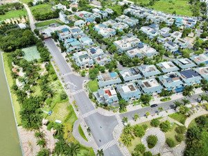 nhà phố senturia vườn lài chỉ còn căn cuối giá tốt chỉ quanh quanh hơn 10 tỷ xíu