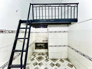 cho thuê phòng trọ mới xây giá rẻ gác cao đứng được ngay vincom thủ đức