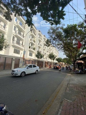 mặt tiền nguyễn thị xinh khu phố sang xịn 5x18 4 lầu giá 8.6 tỷ