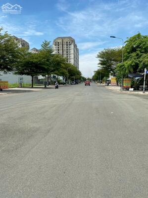 Nhà mặt tiền đường Huy cận khu Gia Hòa phước long B, Diện tích 135m, 3 tầng